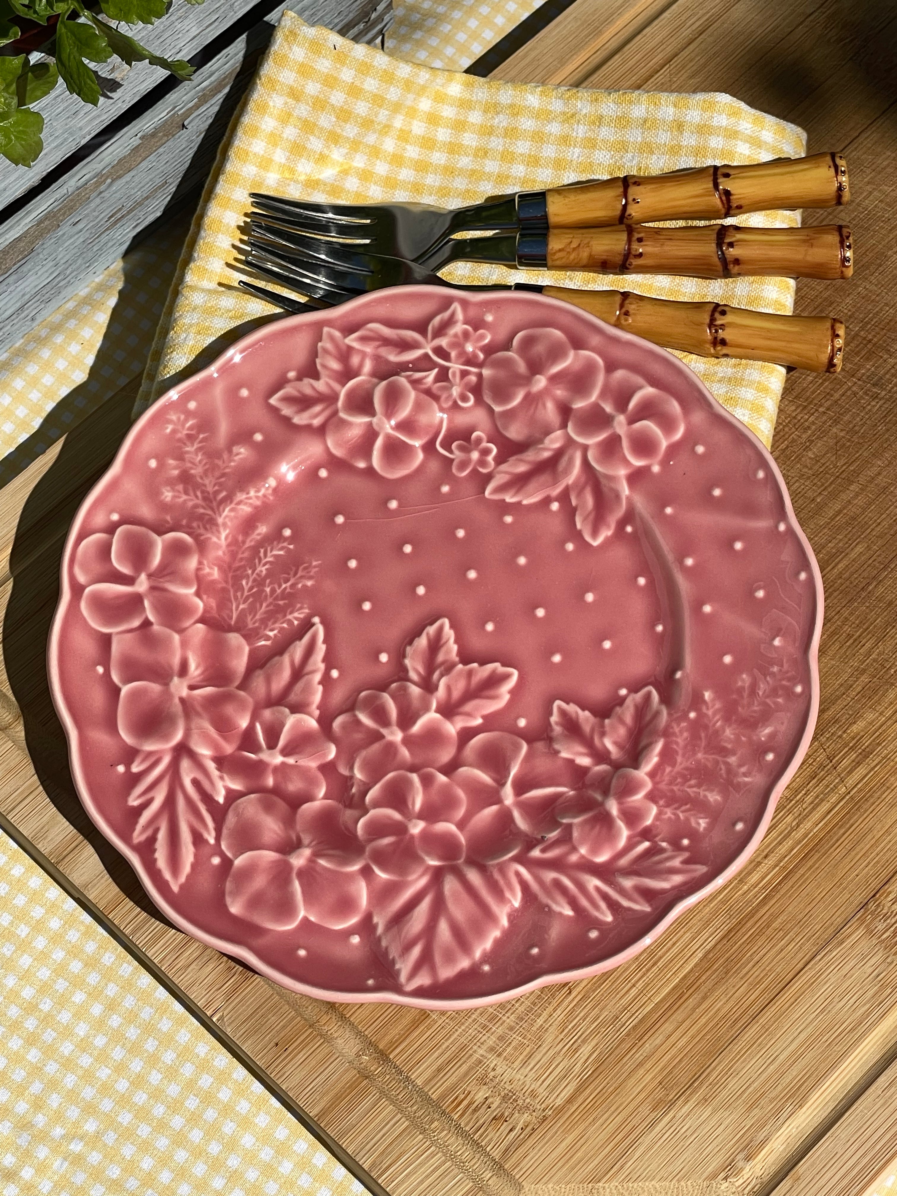 Ingrid Pink Bordallo Pinheiro Treat Plate