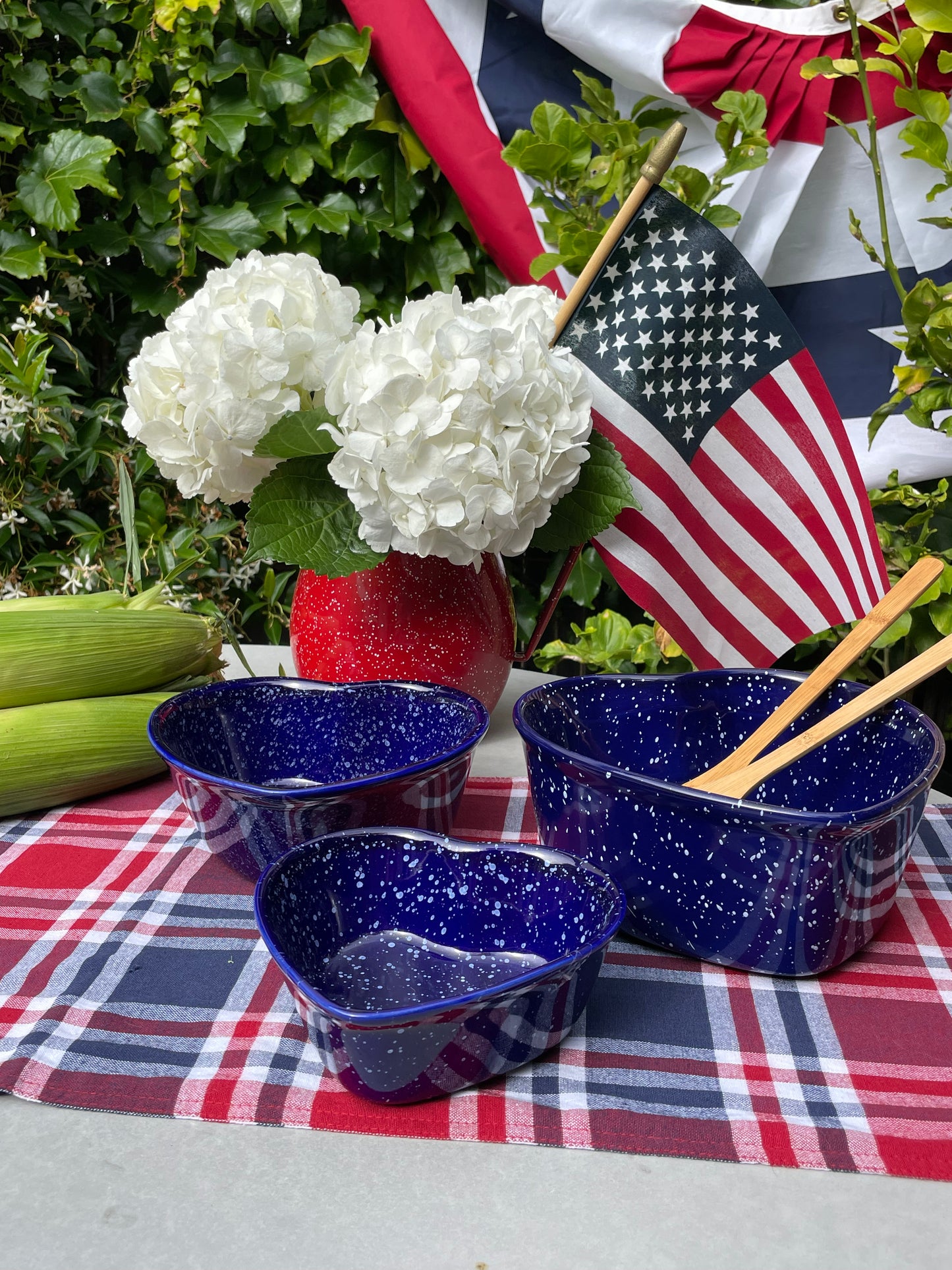 Nellie 3-Piece Heart-Shaped Nesting Bowls
