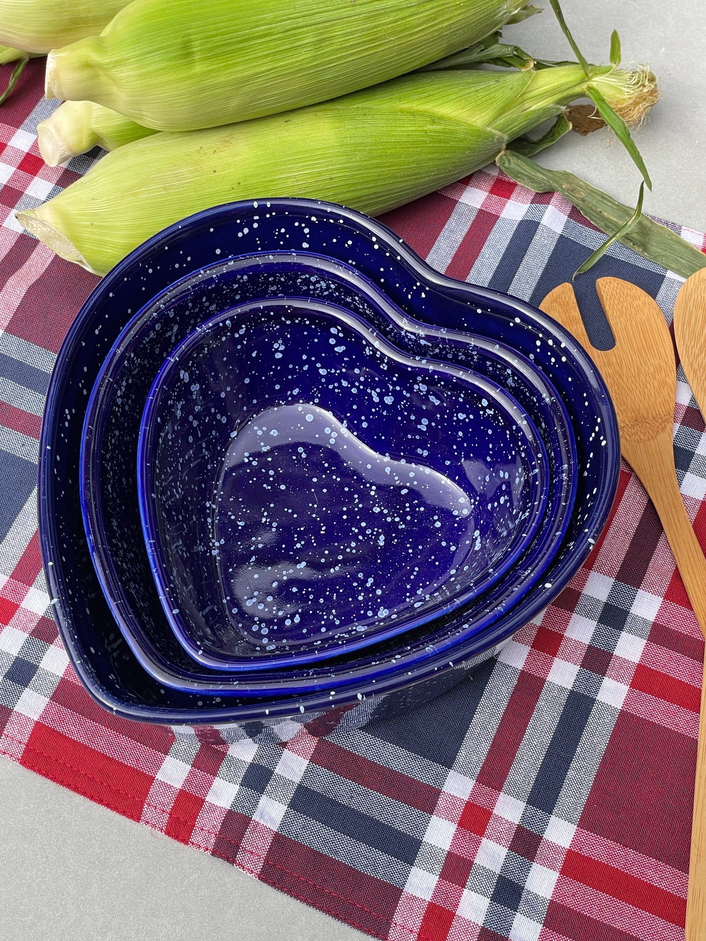 Nellie 3-Piece Heart-Shaped Nesting Bowls