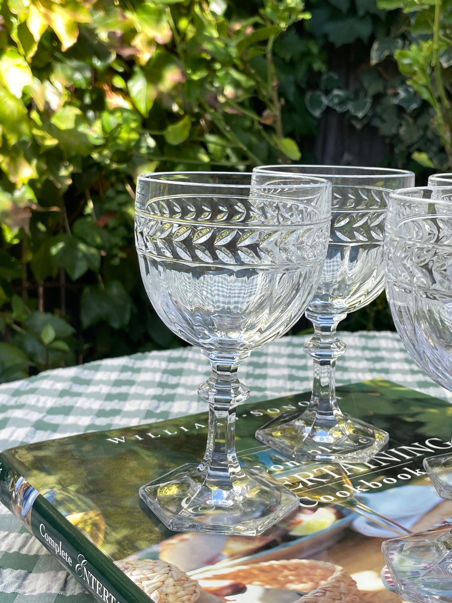 The Ivy Wine Glasses, Set of 4
