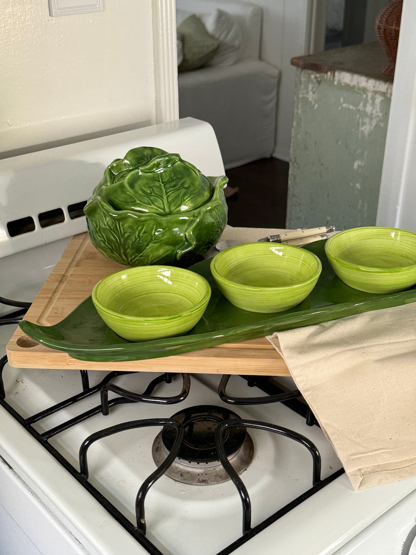 Three Peas in a Pod Serving Tray