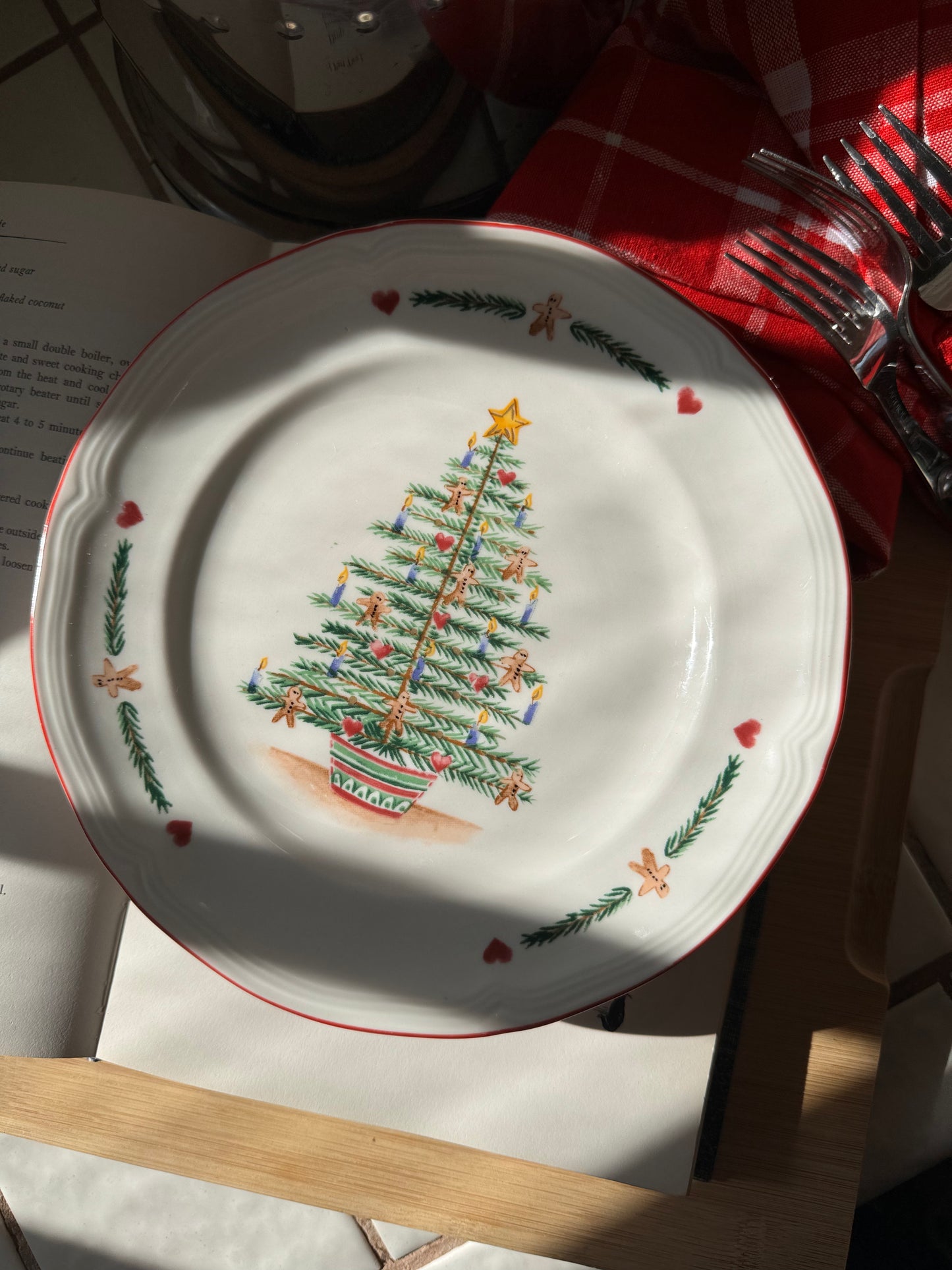 Gingerbread Salad Tree Plates, Set of 4