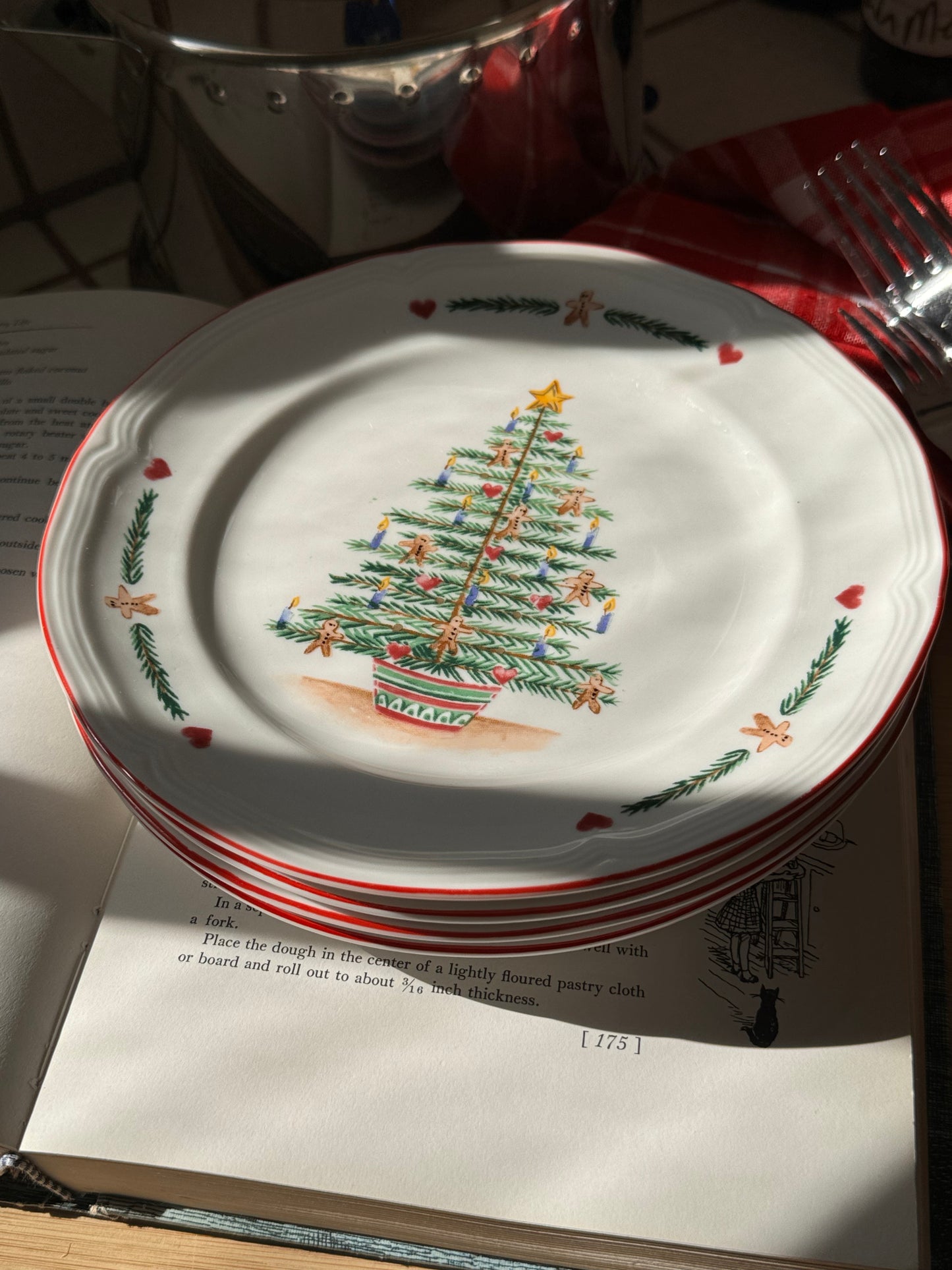 Gingerbread Salad Tree Plates, Set of 4