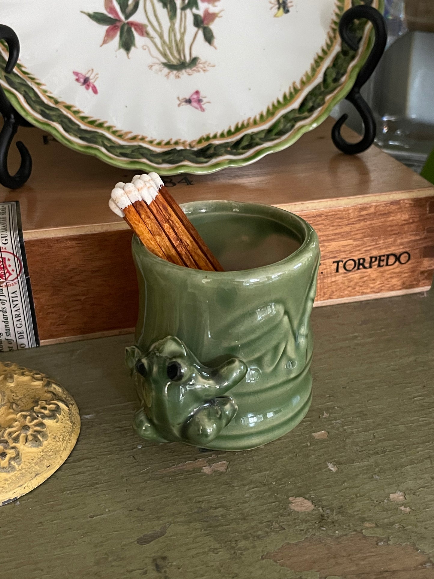 Froglet Matchstick Holder