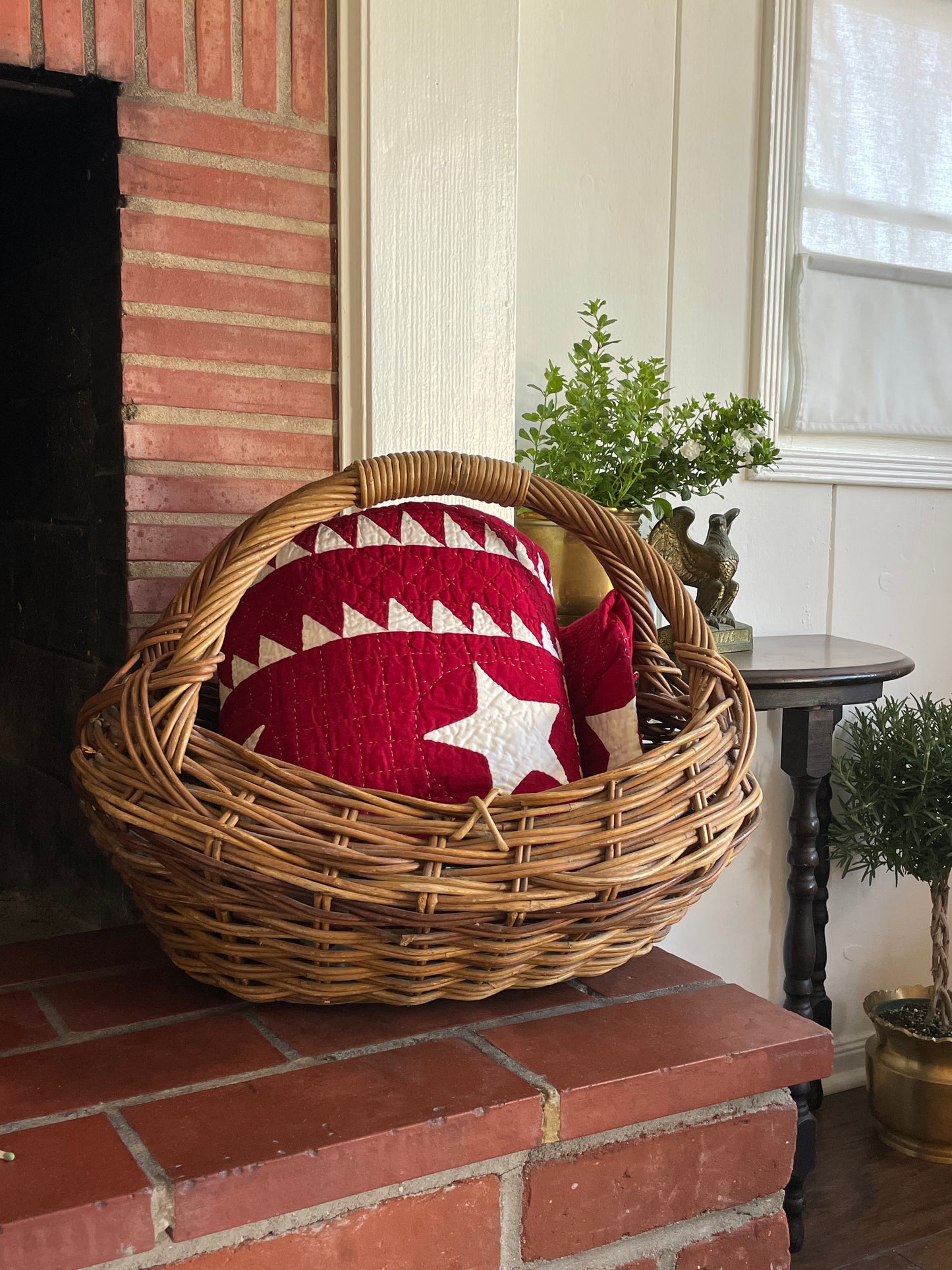 Cotswold Woven Wicker Basket