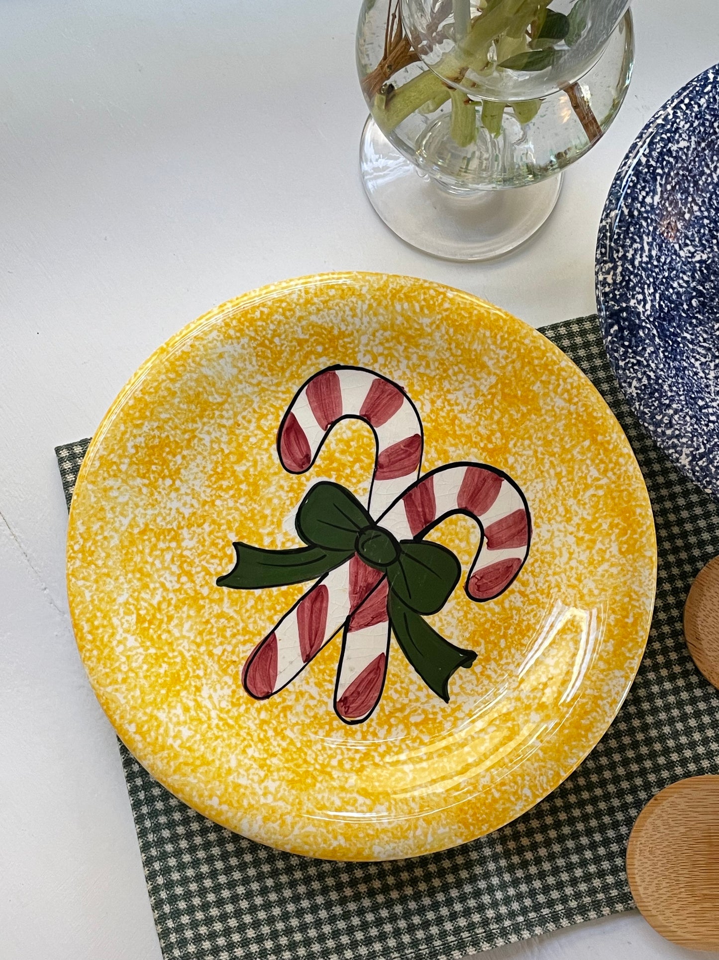 Yuletide Sponge-Paint Plates, Set of 2