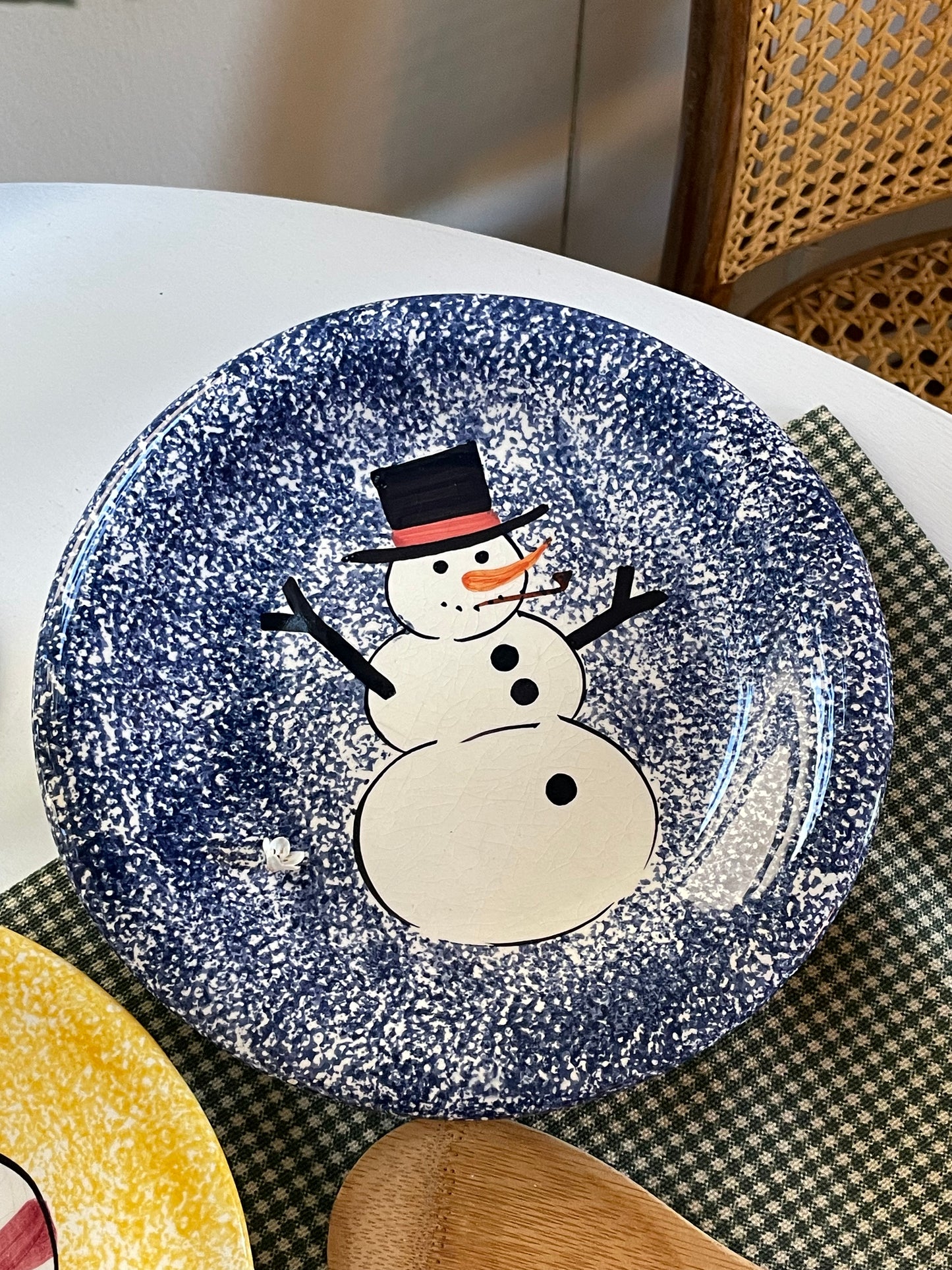 Yuletide Sponge-Paint Plates, Set of 2