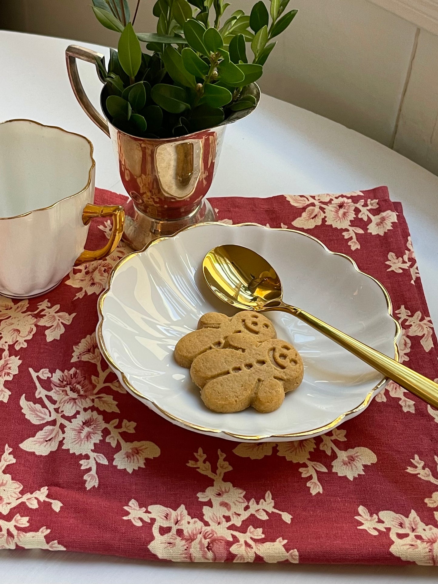 Flurry Teacup & Saucer