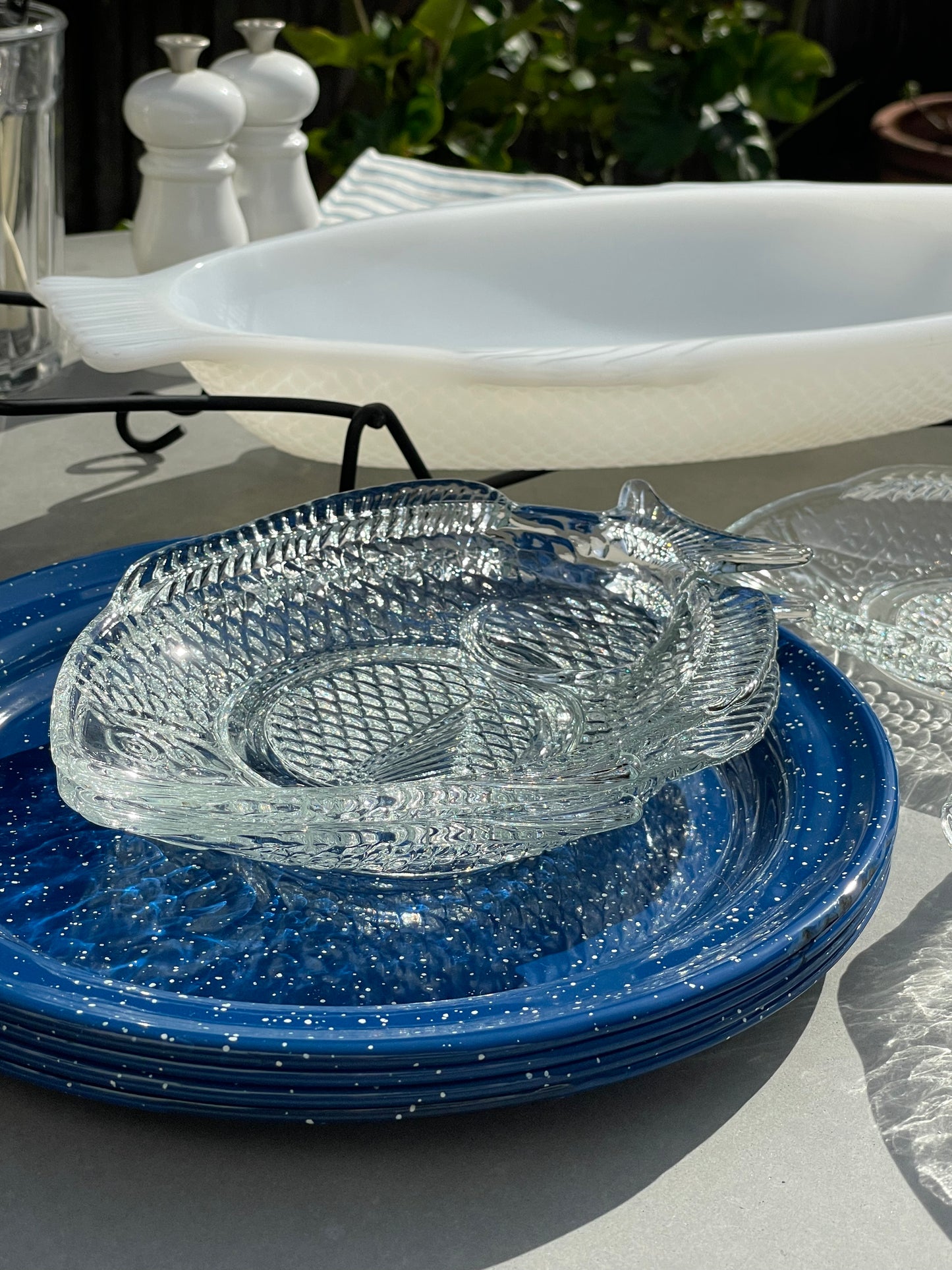 Trawler Fish-Shaped Glass Appetizer Plates