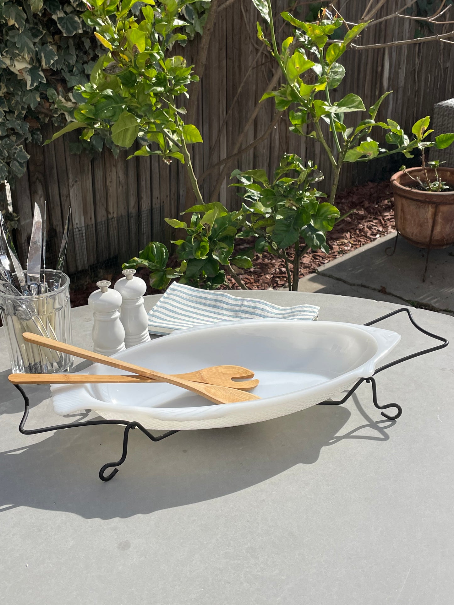 Dory Fish-Shaped Milk-Glass Serving Dish and Stand