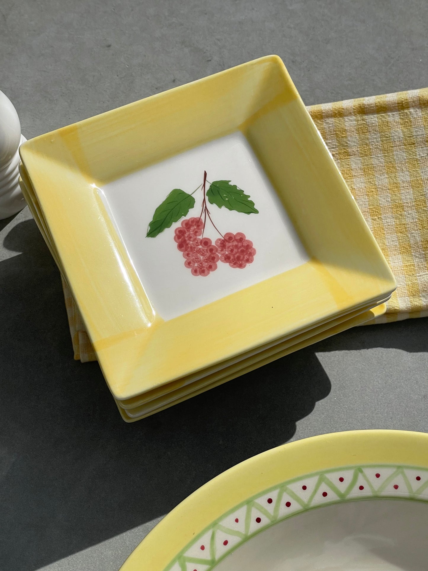 Berry Picking Appetizer Plates, Set of 4