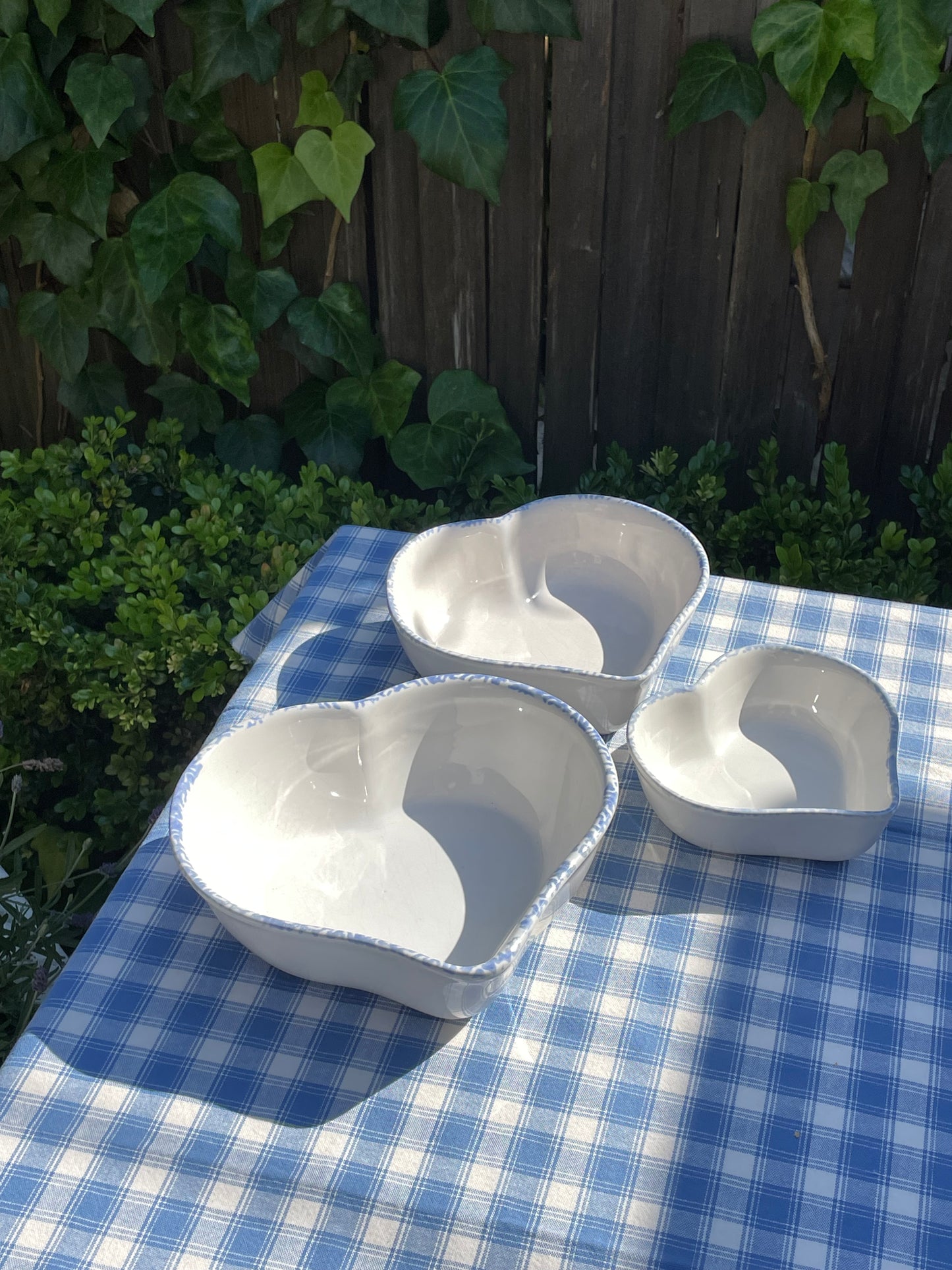 Shoreline Heart-Shaped Nesting Bowls, Set of 3