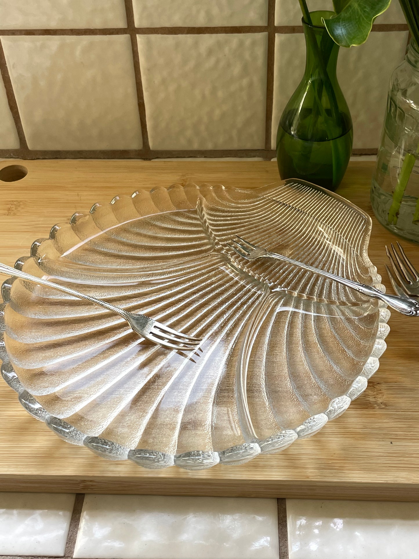 Sun Ray 4- Section Serving Dish