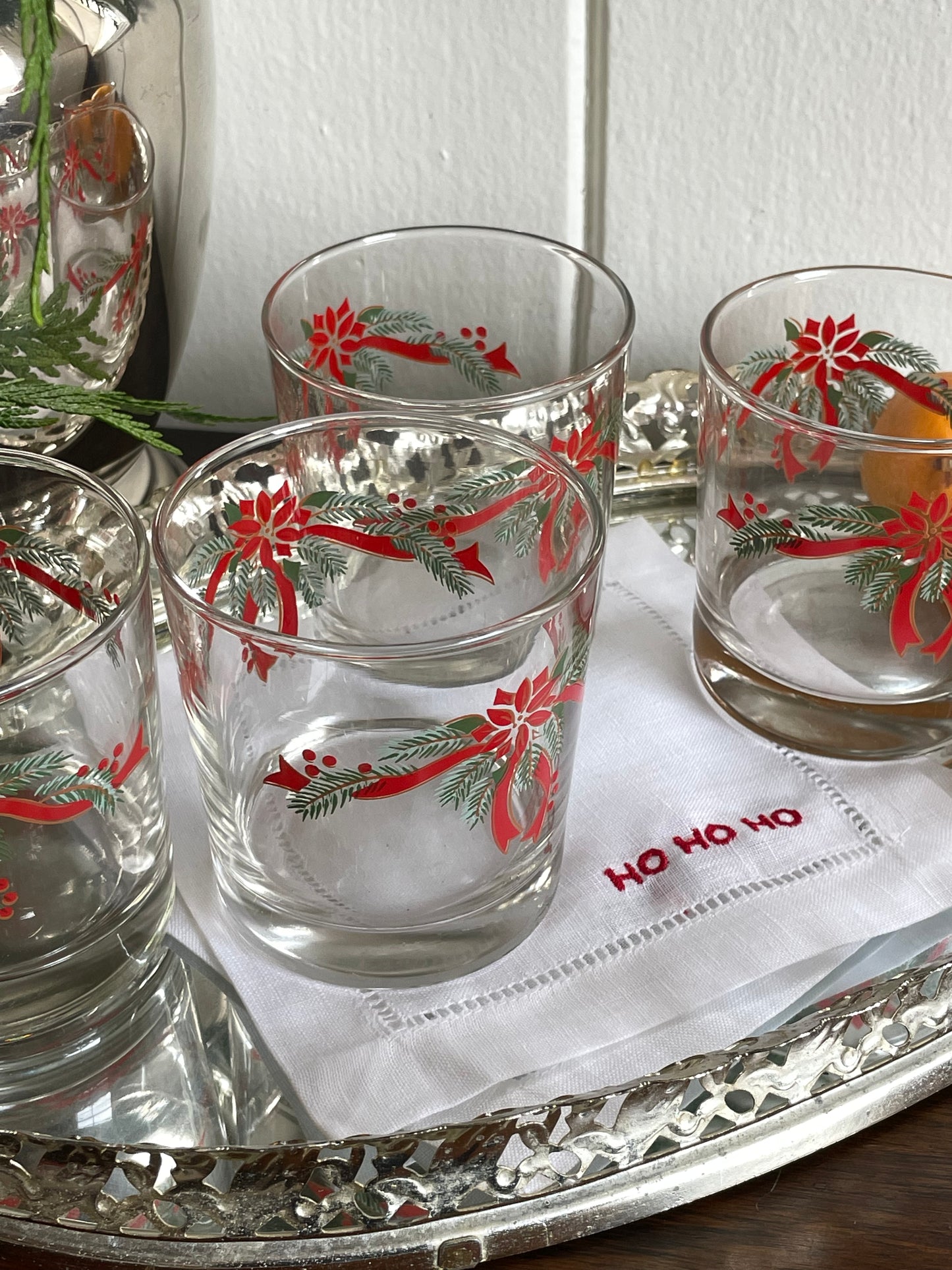 Poinsettia & Ribbons Rocks Glasses, Set of 4