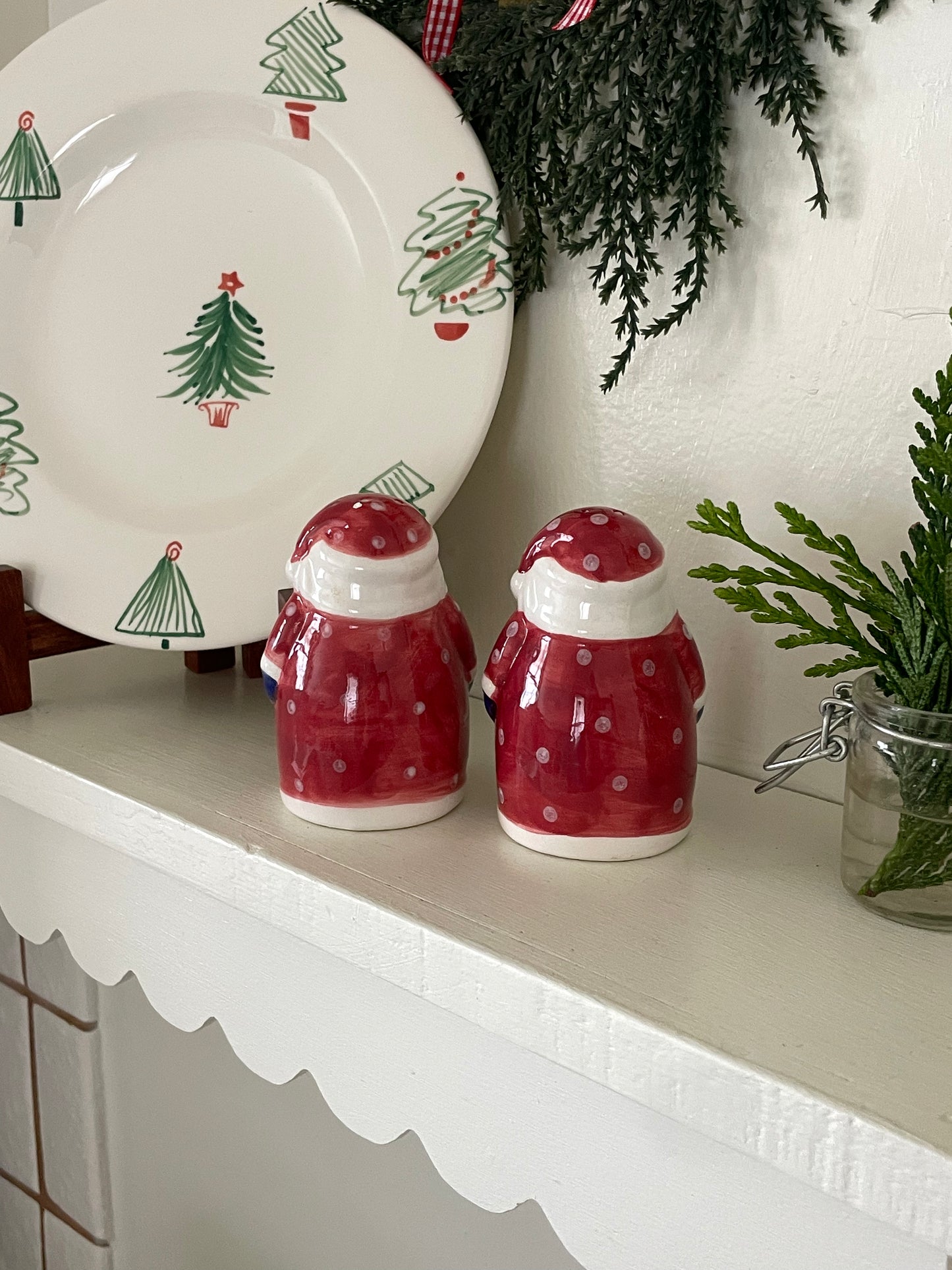 Kris Kringle Salt & Pepper Shakers