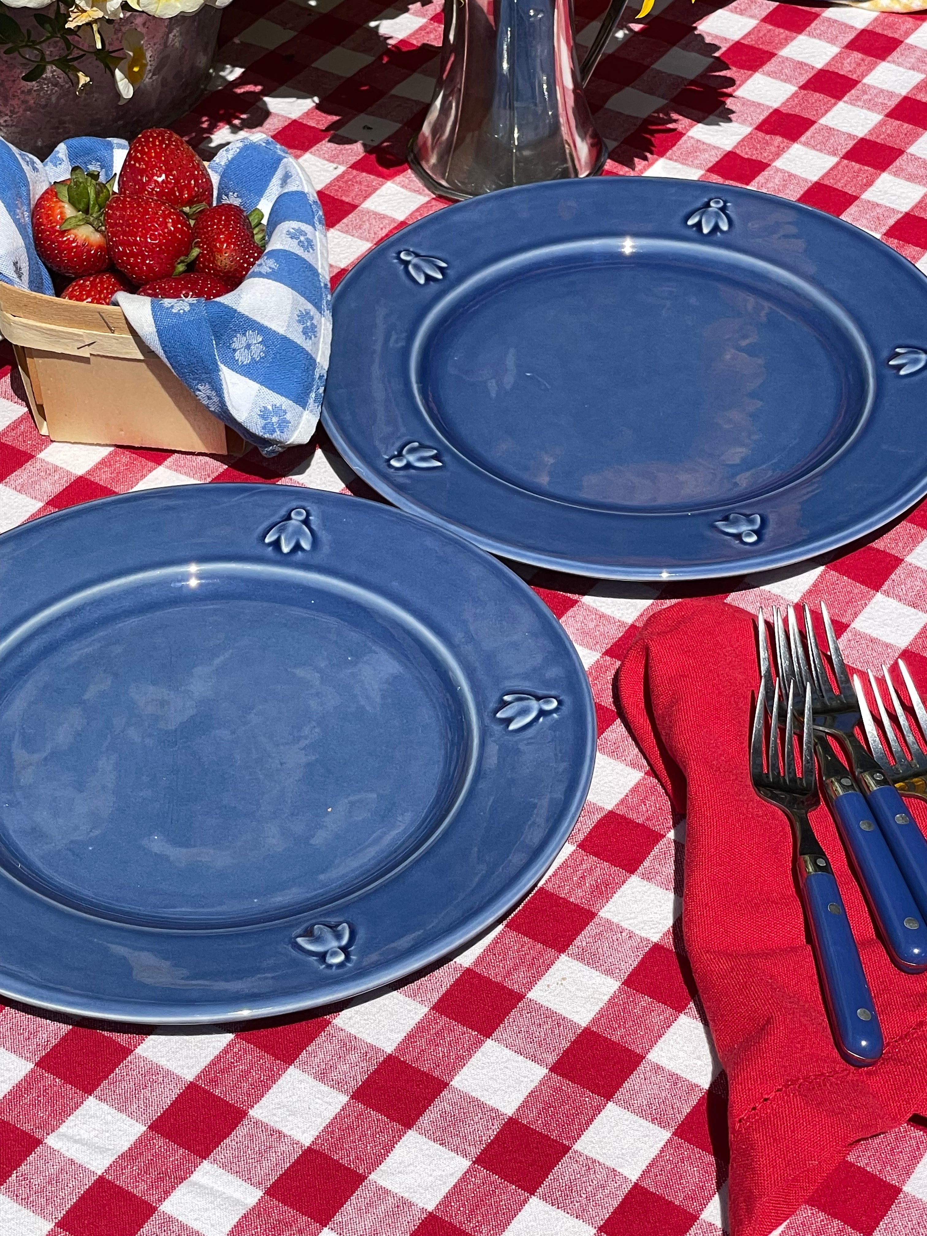 Sea Cliff Serving Plates, Set of 2
