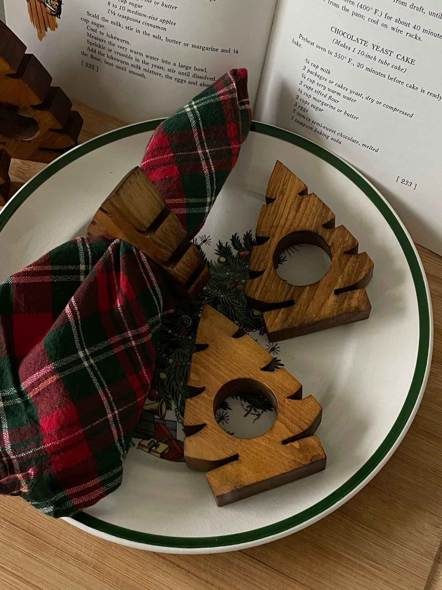 Woodland Holiday Napkin Rings, Set of 6