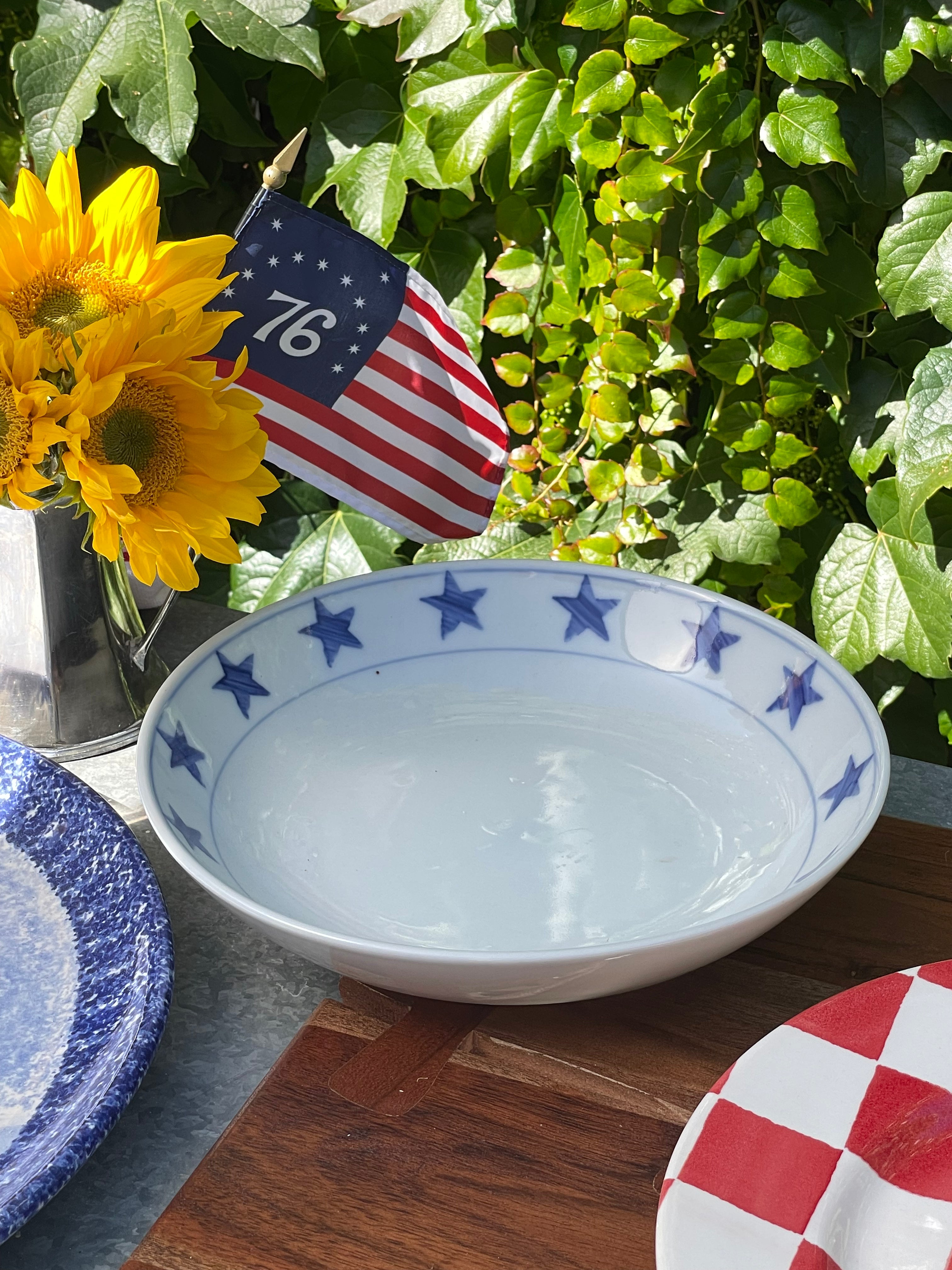 Yacht Club Serving Bowl