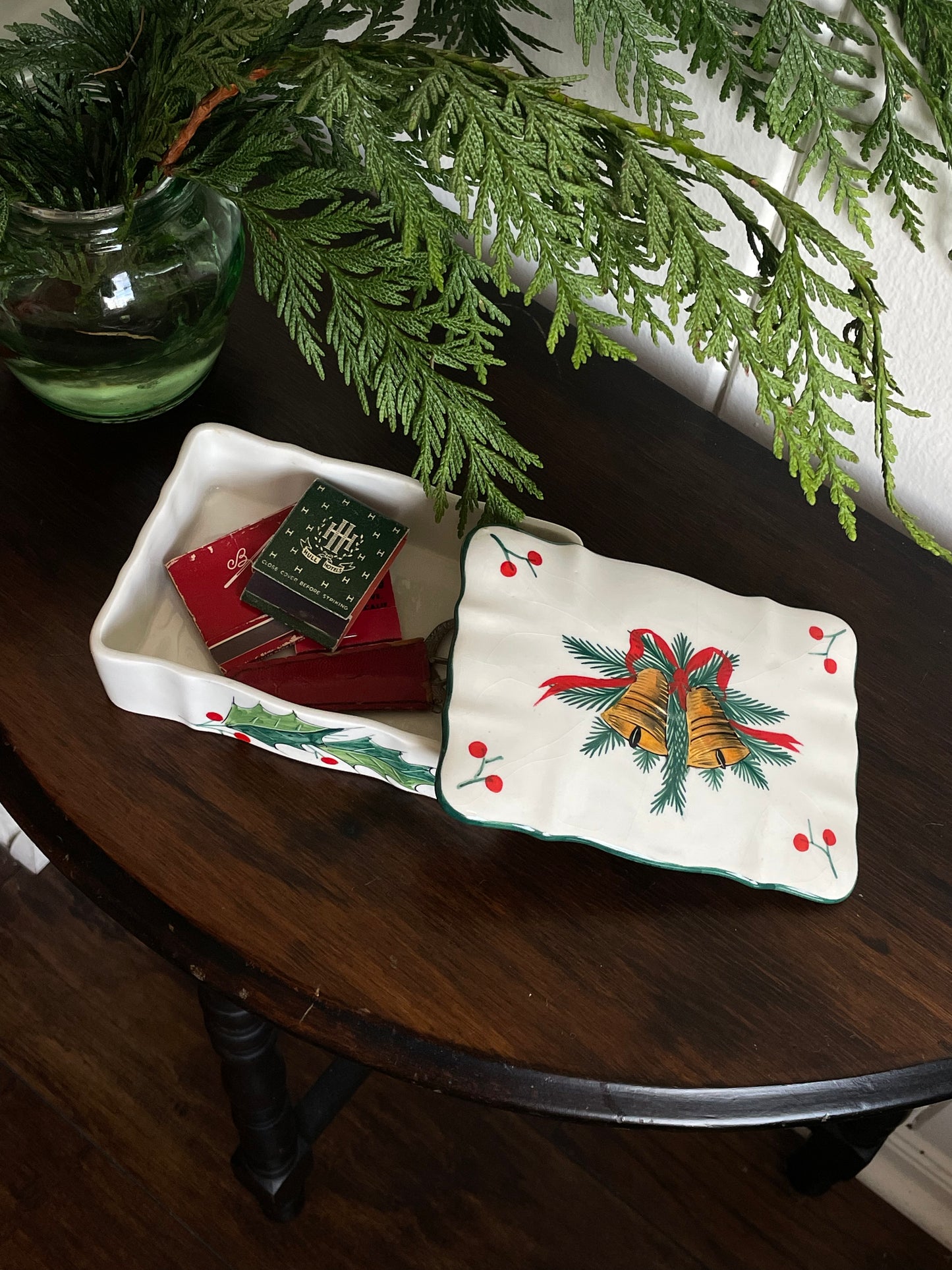 Holly Jolly Trinket Box