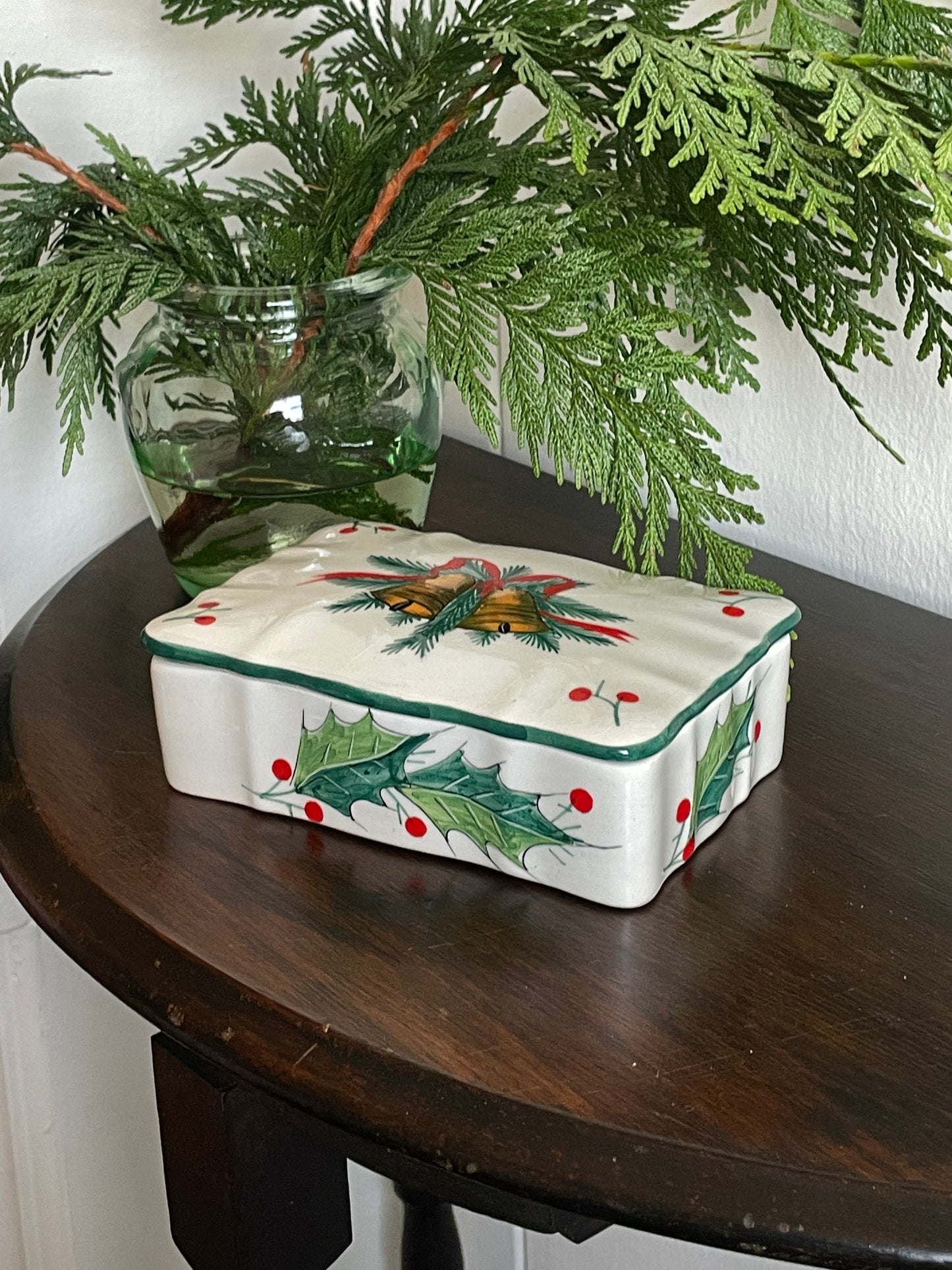 Holly Jolly Trinket Box