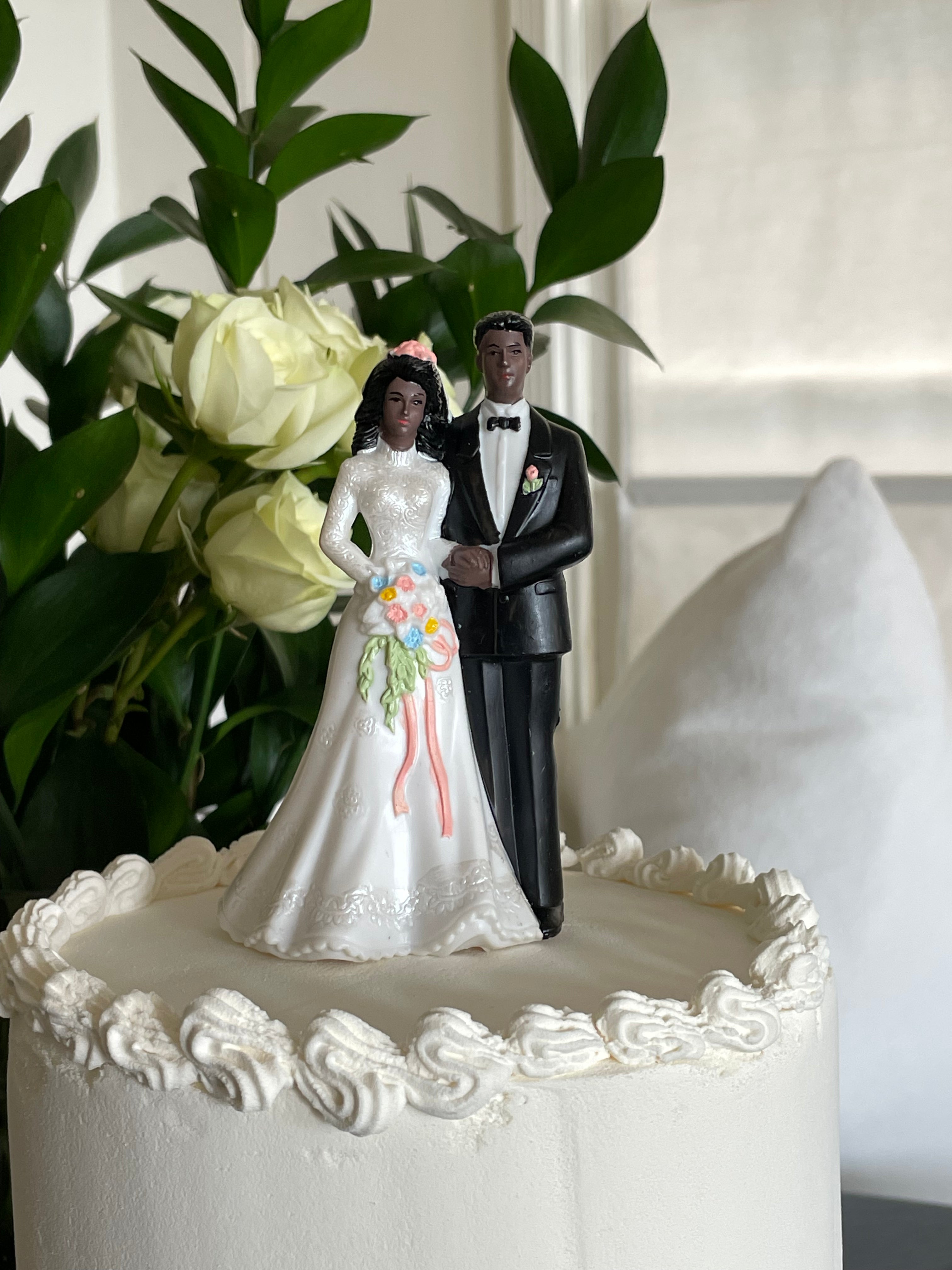 London Vintage Cake Topper