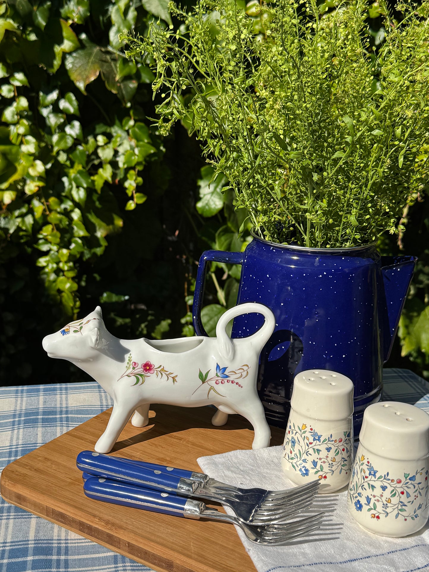 Bessie Cow Creamer