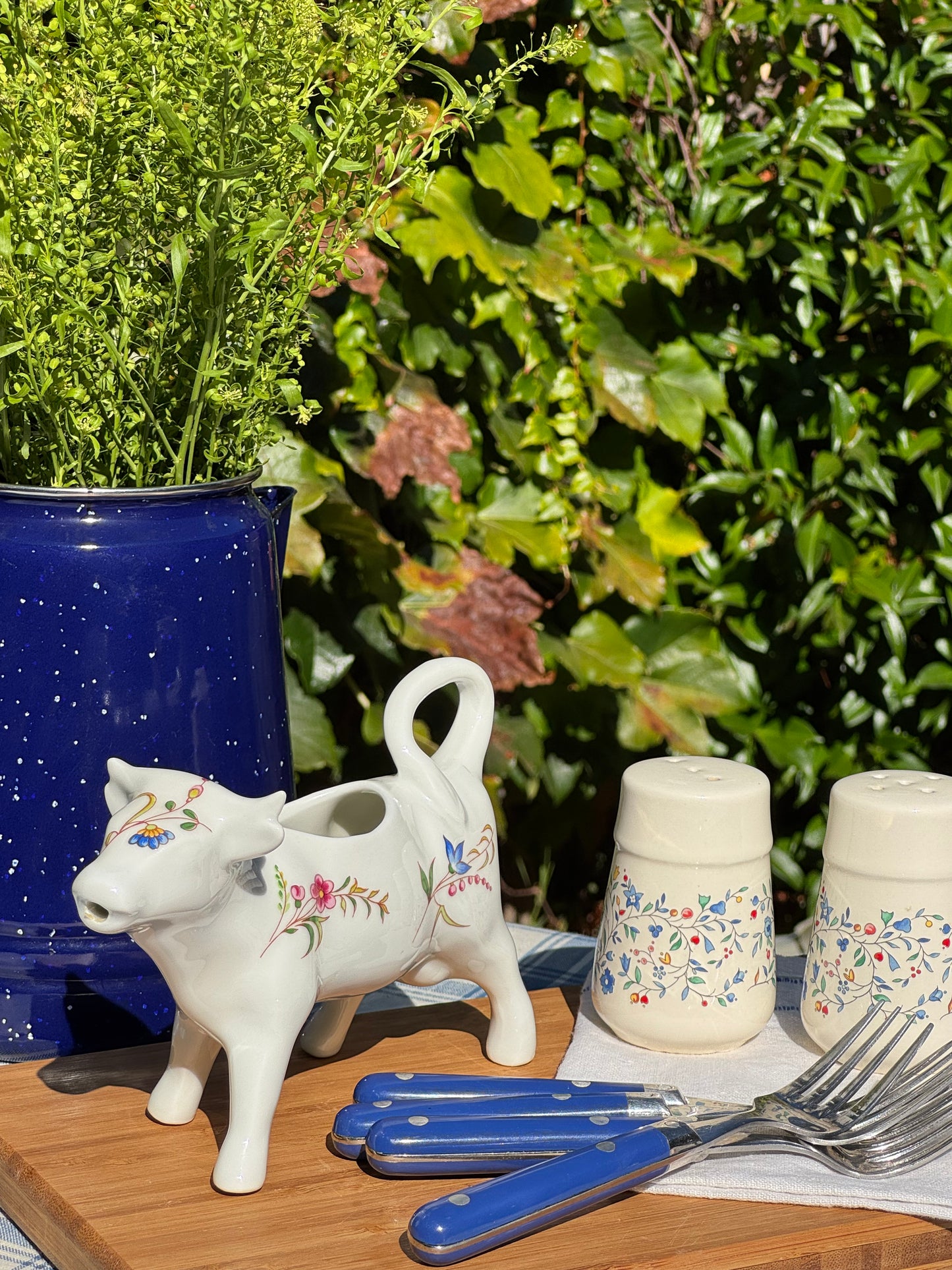 Bessie Cow Creamer
