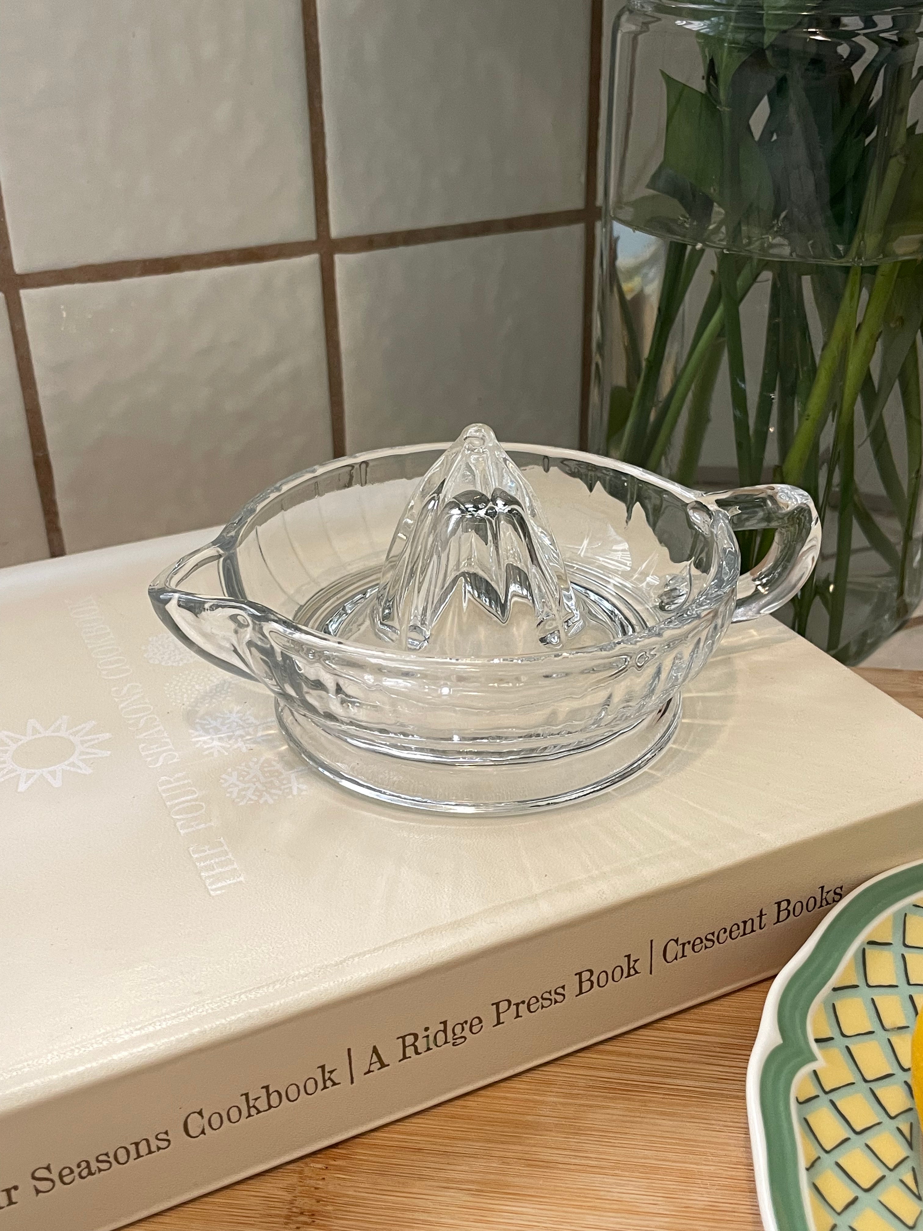 Newlywed Glass Juicer & Pitcher Set