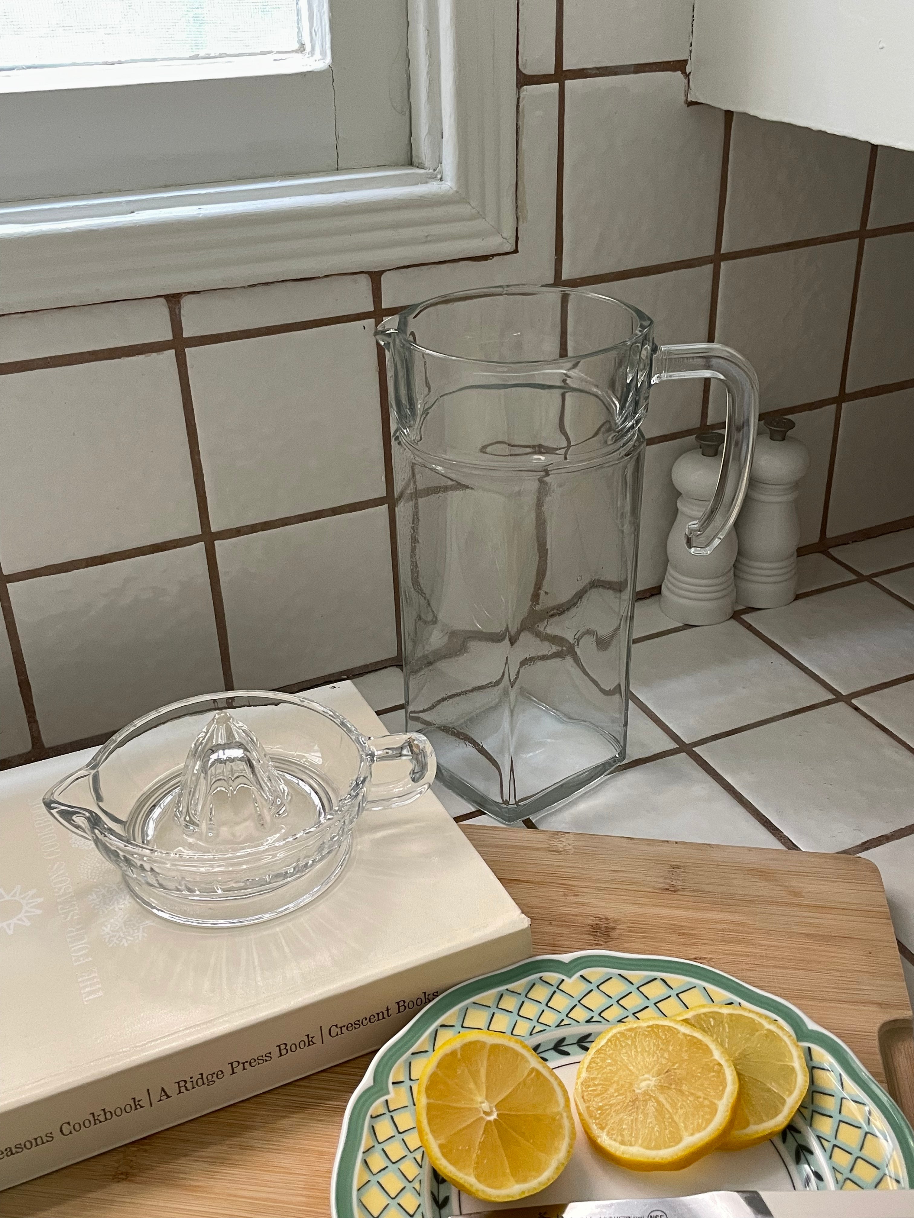 Newlywed Glass Juicer & Pitcher Set