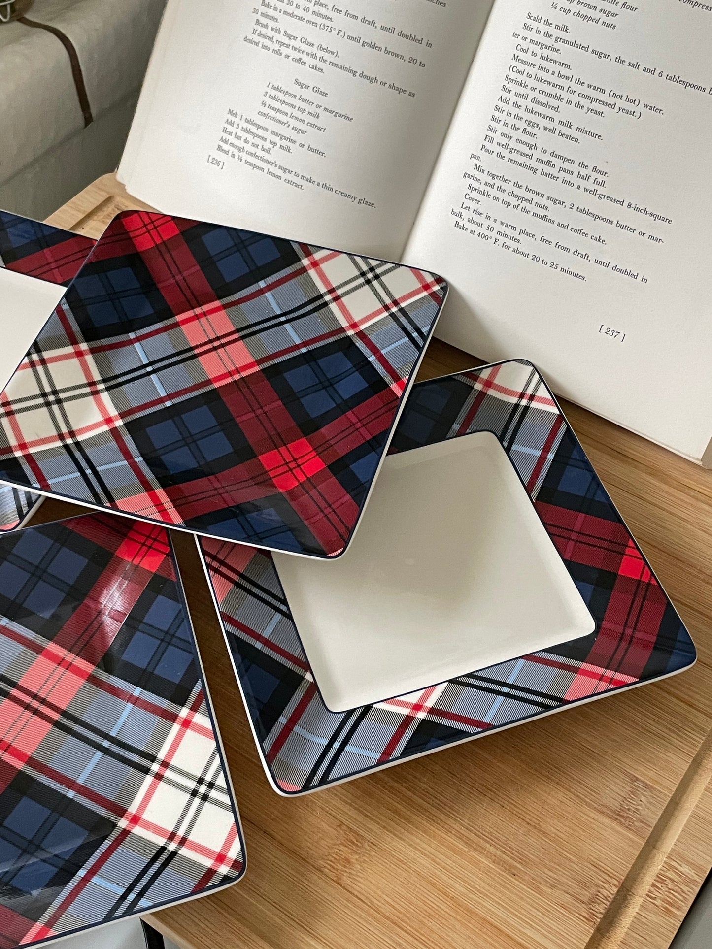 Heritage Plaid Appetizer Plates, Set of 4