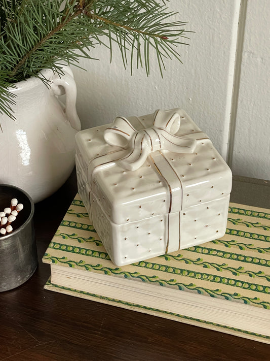 White Christmas Trinket Box