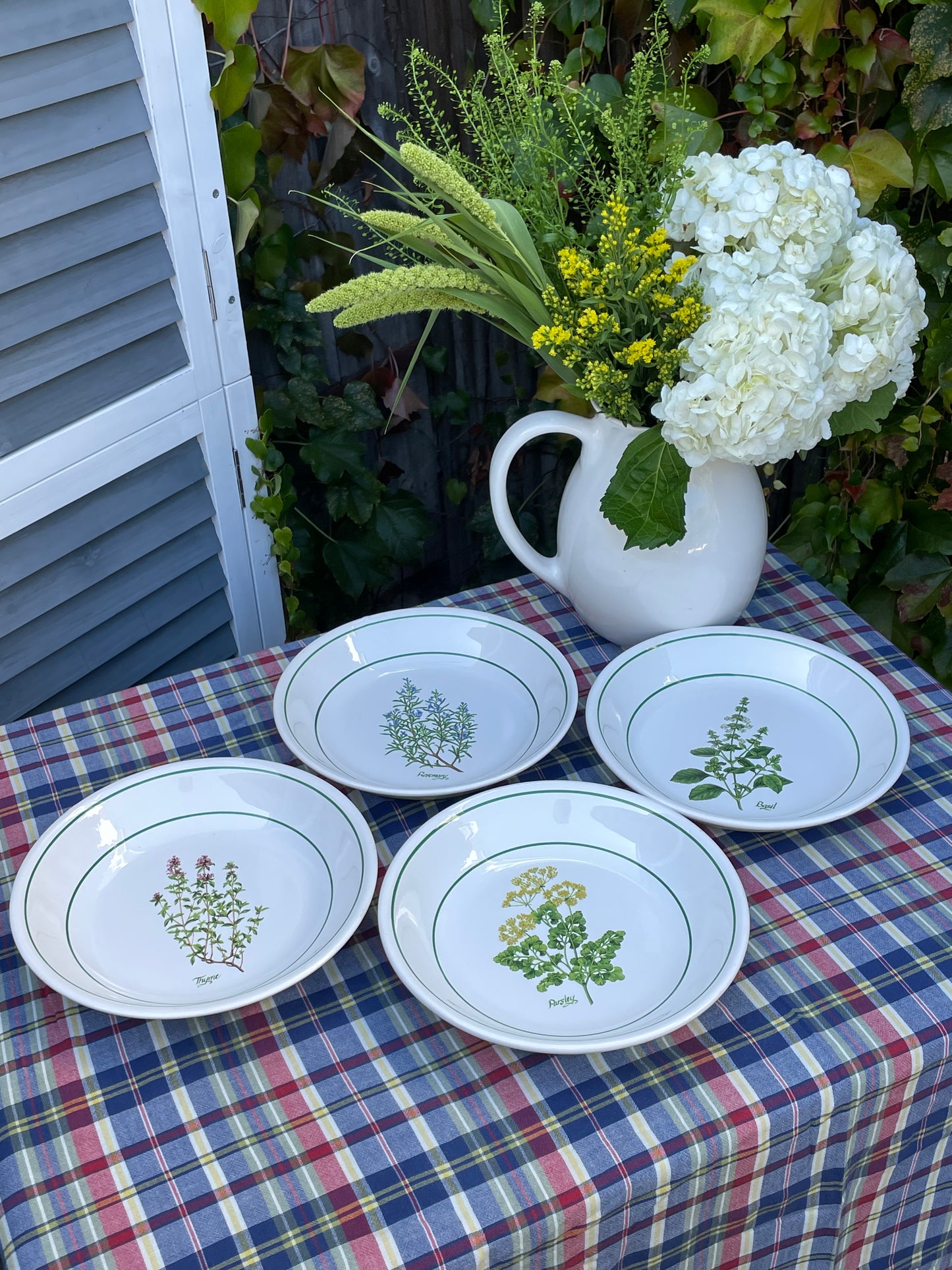 Culinary Herb Salad Bowls, Set of 4