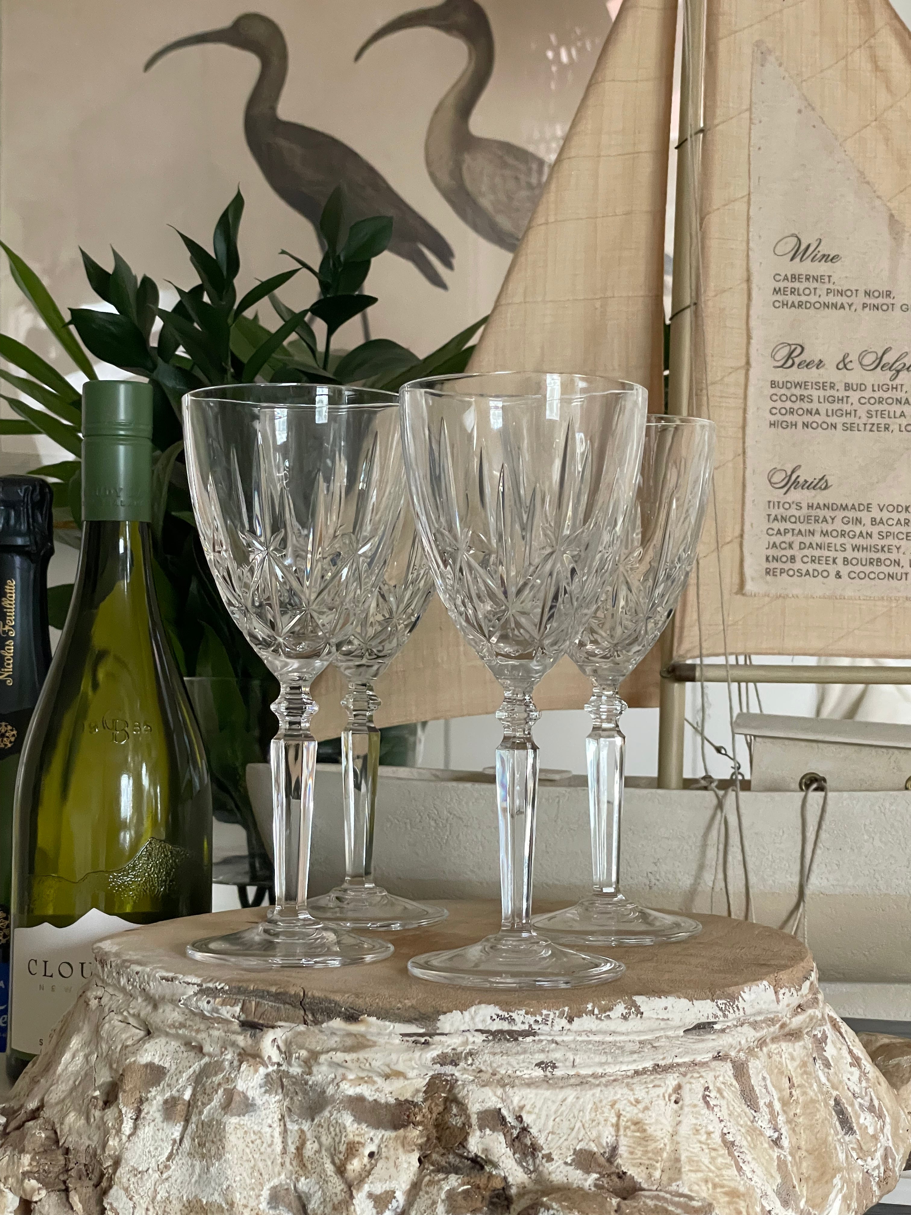 Mon Chérie Wine Glasses, Set of 4