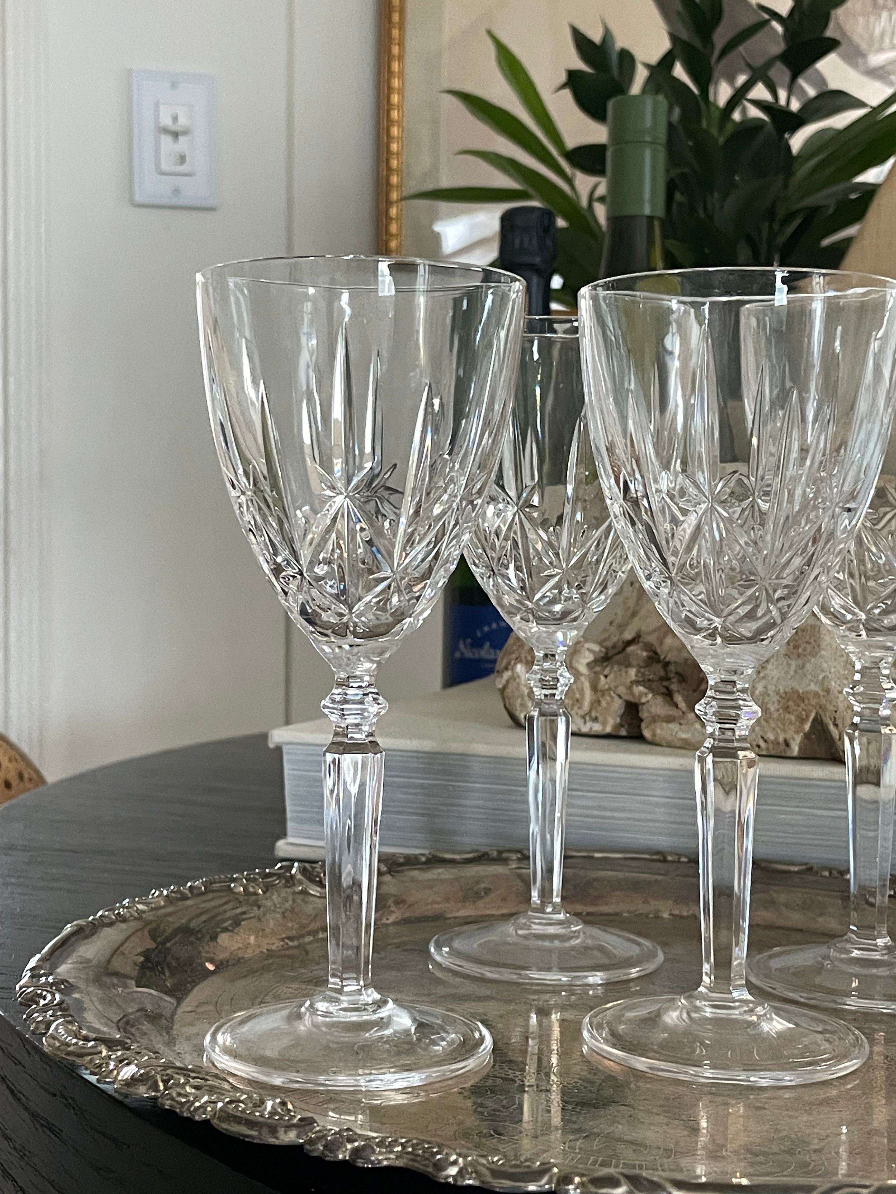Mon Chérie Wine Glasses, Set of 4