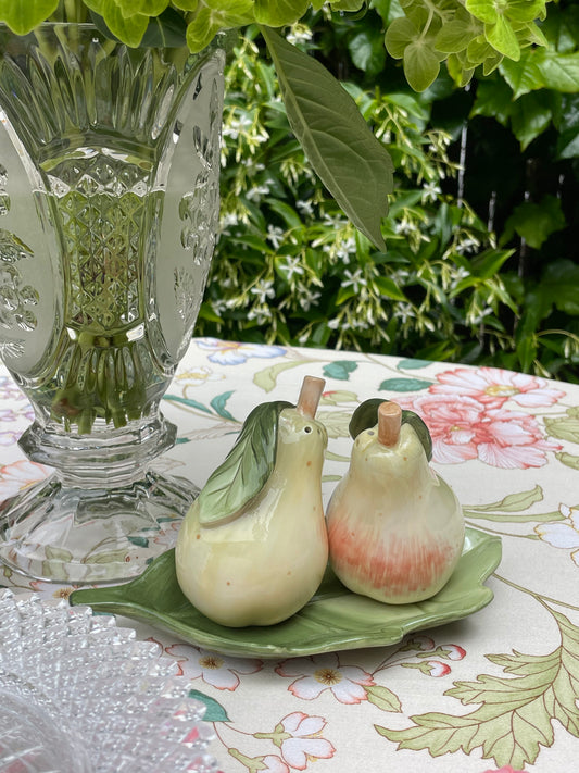 Pear Tree Salt & Pepper Set