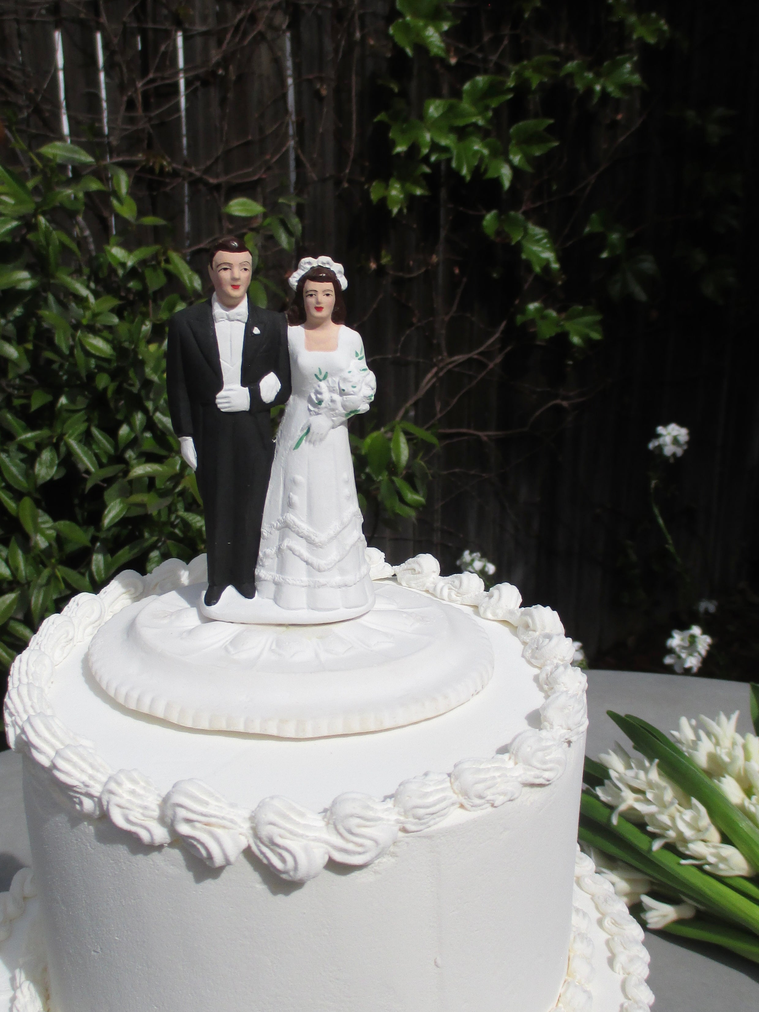 Martha's Vineyard Vintage Cake Topper