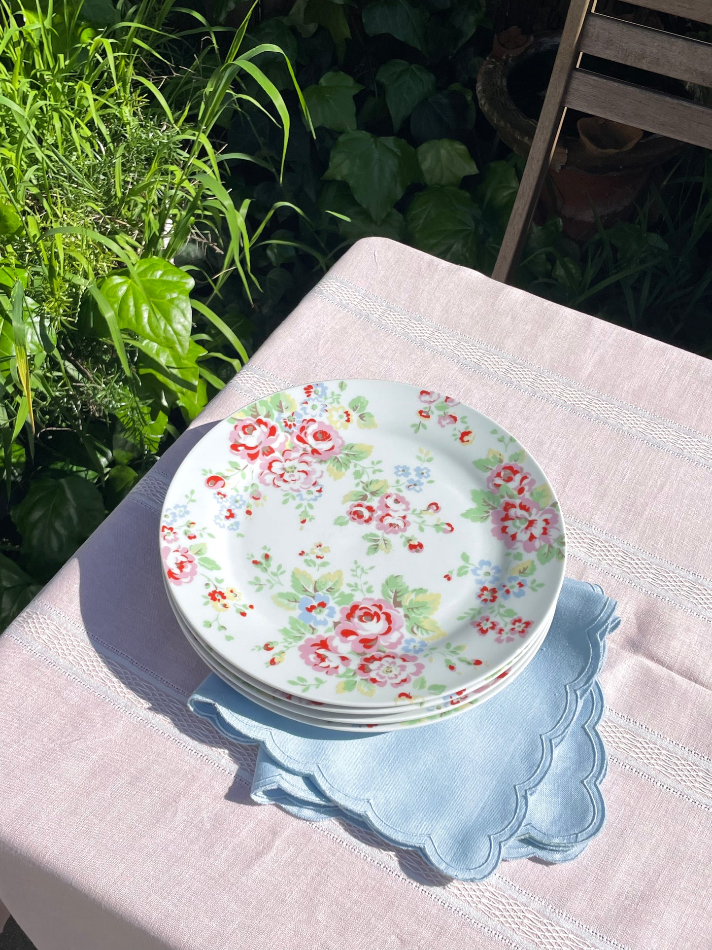 May Flowers Plates, Set of 4