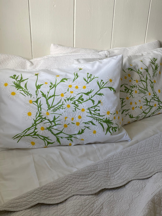 Daisy Chain Standard Pillowcases, Set of 2
